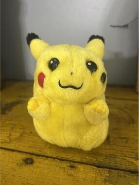 RARE Vintage TOMY Pikachu Plush, First Generation Pokemon Toy Manufacture Error